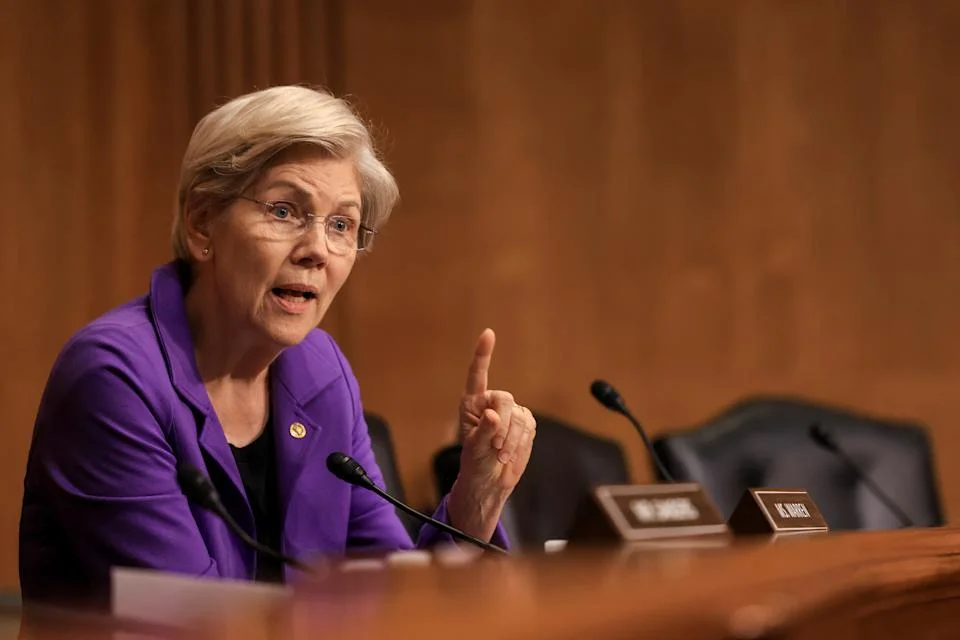 Us senator Elizabeth Warren