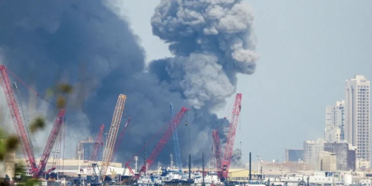 háború robbanás olaj