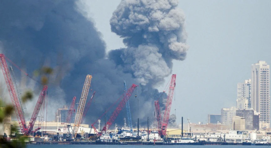 háború robbanás olaj