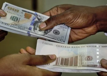 pénz dollár change váltás kereskedés fizetés